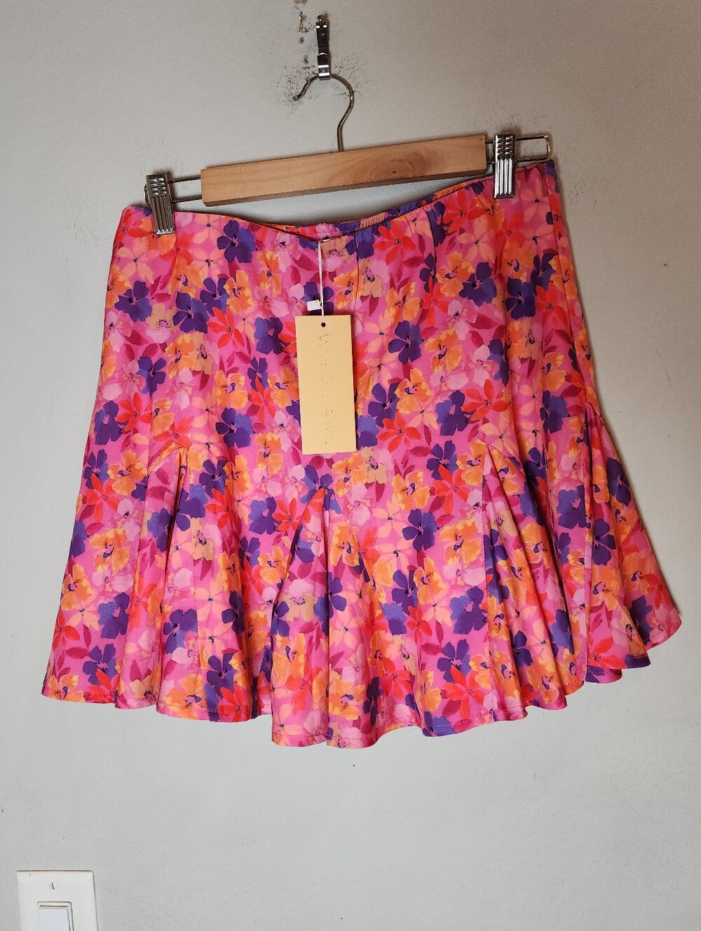 NWT Who I Am Australia Flounce Hem Floral Mini Skirt Pink Floral Sz 10  M AU 14